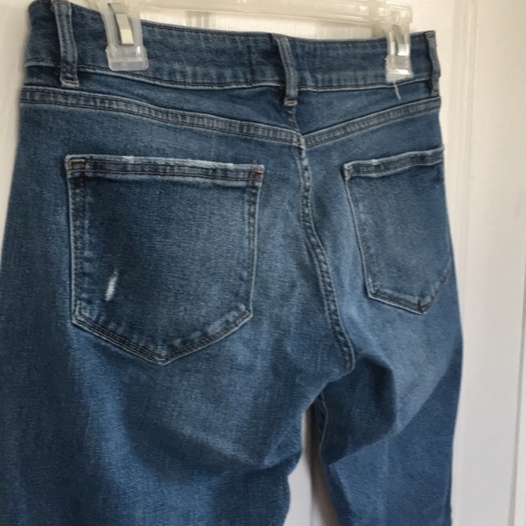 4 for $20 DL1961 STRAIGHT LEG DISTRESSED JEANS - Picture 4 of 5